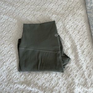 LULULEMON ALIGN SHORT 6”